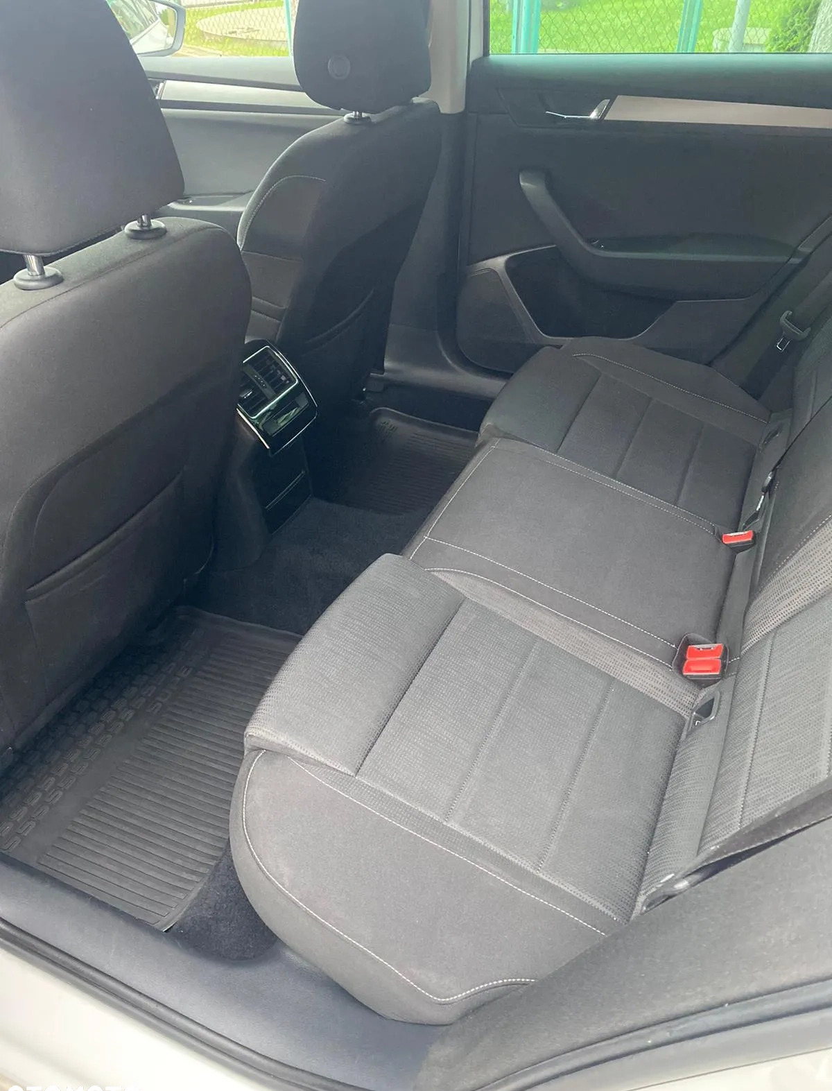 Skoda Superb cena 47500 przebieg: 369000, rok produkcji 2016 z Nowe Brzesko małe 56